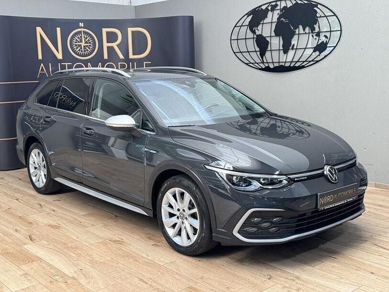 Gebraucht VW Golf VIII 147 PS (108 kW) 2022 Grau