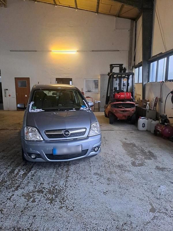 Gebraucht Opel Meriva 100 PS (73 kW) 2007 Silber Van / Kleinbus