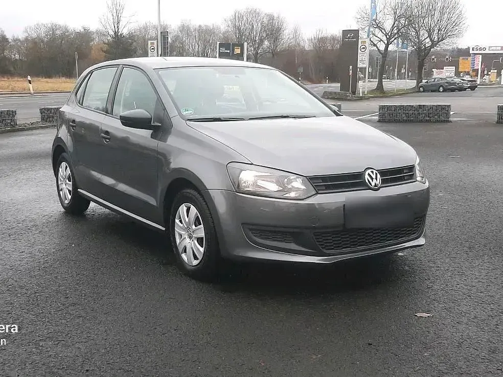 Gebraucht VW Polo 69 PS (50 kW) 2010 Grau Kleinwagen