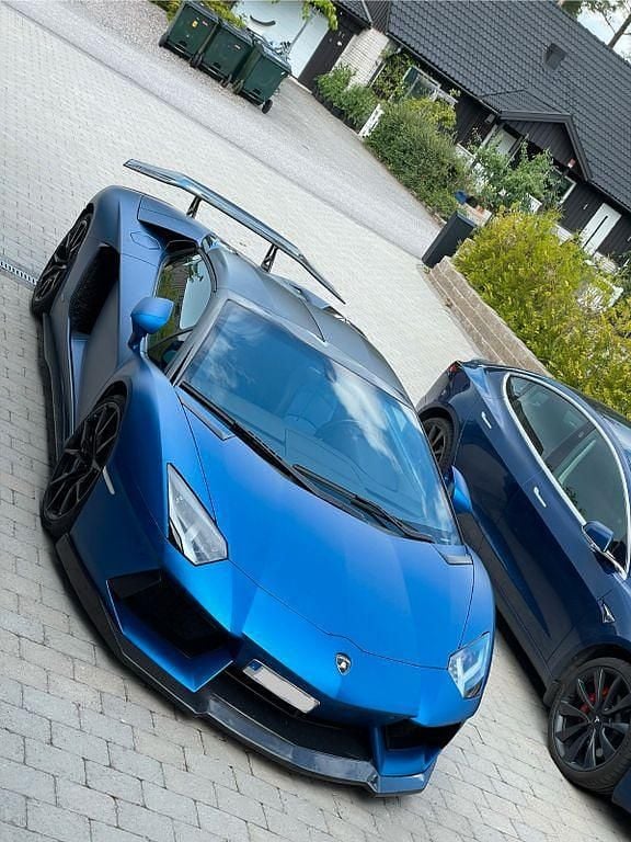 Blau Gebraucht 2015 Lamborghini Aventador Cabrio | 319.900 € - Bild 1/4