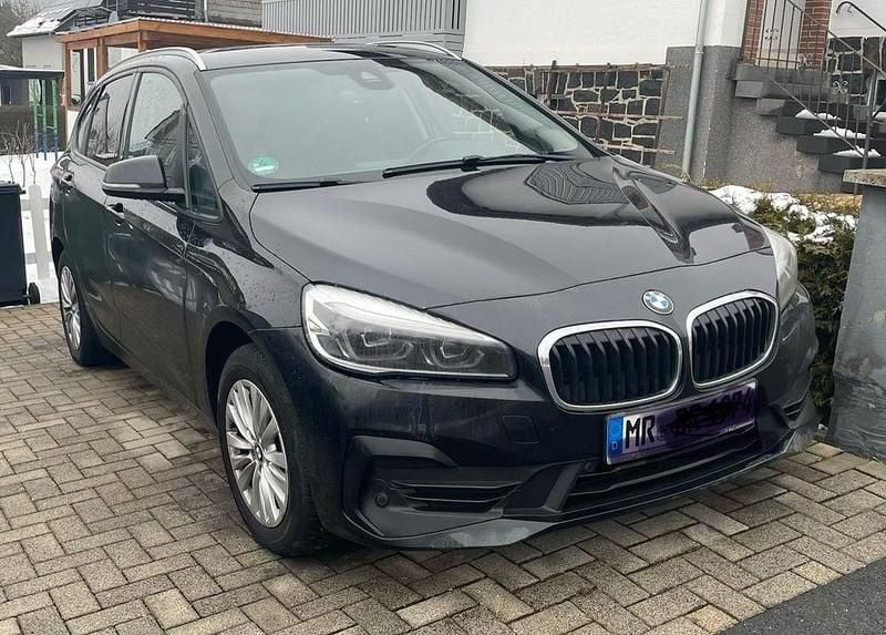 Gebraucht BMW 218 Advantage 140 PS (102 kW) 2019 Schwarz Kombi