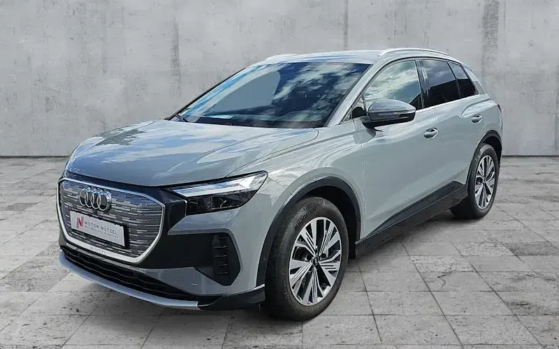 Gebraucht Audi Q4 e-tron Advanced Plus 150 kW (204 PS) 2023 Grau SUV