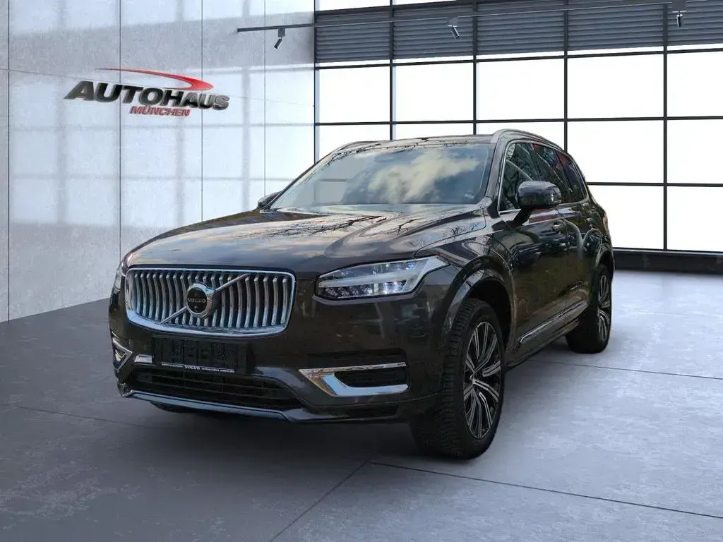 Gebraucht Volvo XC90 Plus 235 PS (172 kW) 2023 Platinum grey / (metallic) SUV