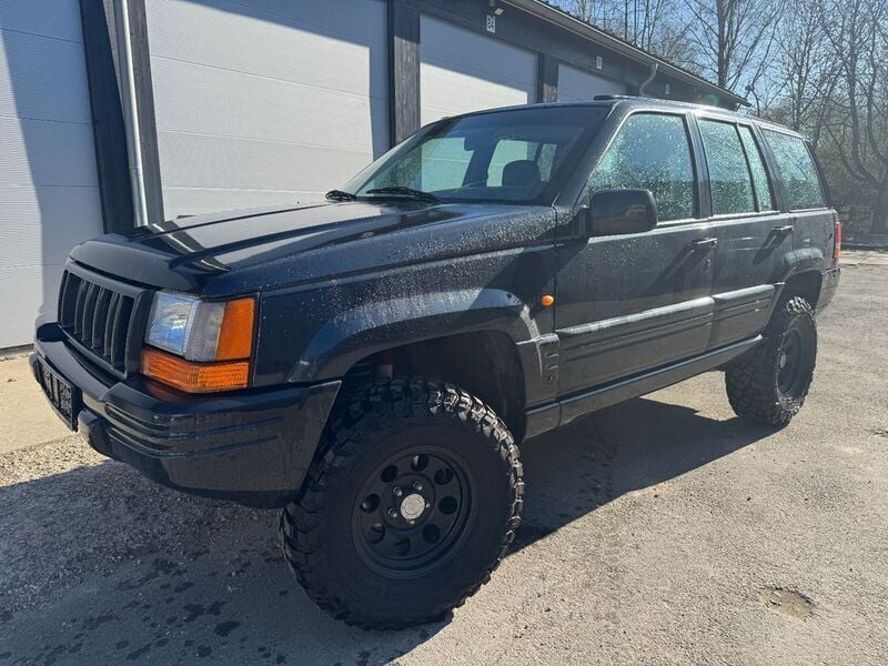 Schwarz Gebraucht 1998 Jeep Grand Cherokee Limited SUV | 9.800 € - Bild 1/4