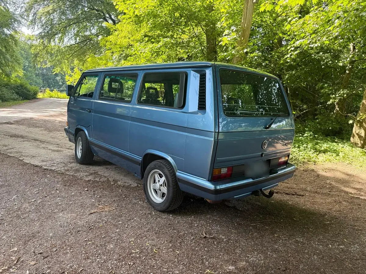 Gebraucht VW Multivan Edition 92 PS (67 kW) 1990 Blau Van / Kleinbus