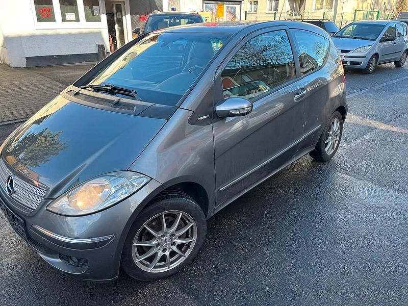 Gebraucht Mercedes A170 Edition 116 PS (85 kW) 2008 Grau Kleinwagen