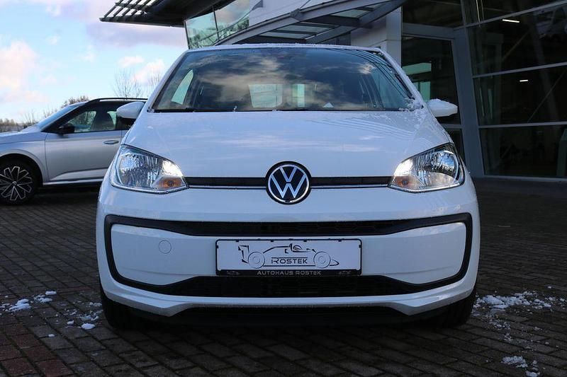 Gebraucht VW up! 65 PS (47 kW) 2021 Weiß Kleinwagen