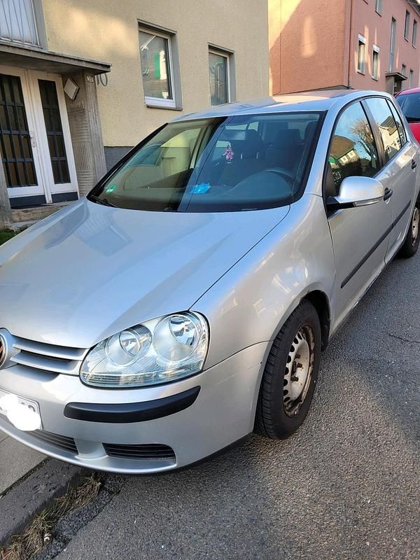 Gebraucht VW Golf IV 75 PS (55 kW) 2004 Silber Limousine