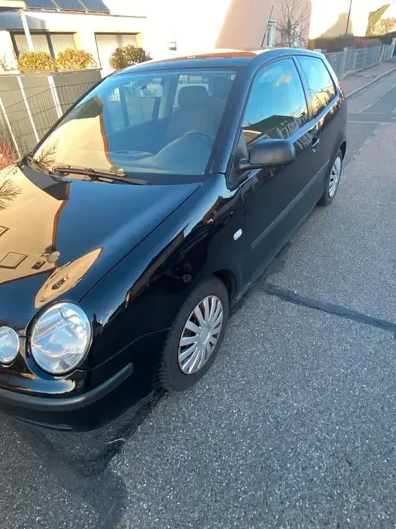 Gebraucht VW Polo Basis 64 PS (47 kW) 2003 Schwarz Limousine