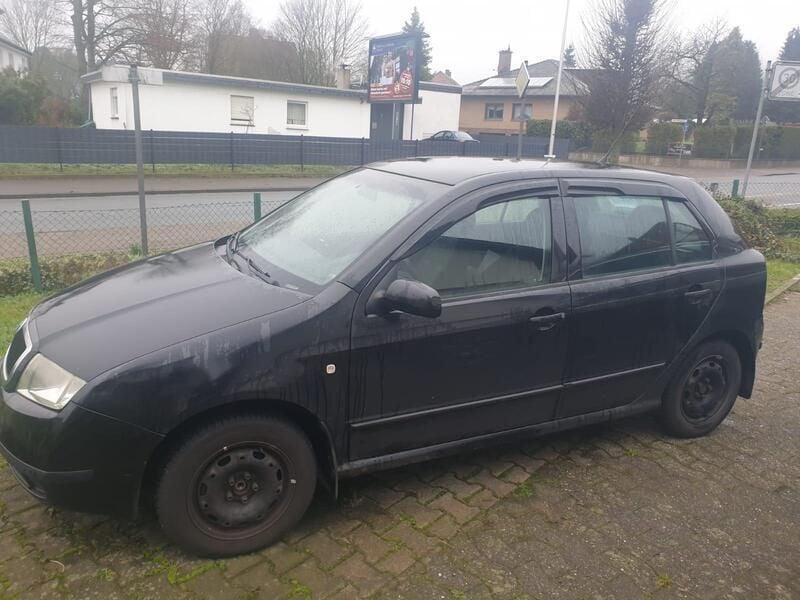 Schwarz Gebraucht 2005 Skoda Fabia Kleinwagen | 900 € (Guter Preis) - Bild 1/4