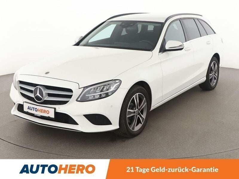 Weiß Gebraucht 2021 Mercedes C180 Limousine | 22.590 € (Superpreis) - Bild 1/3