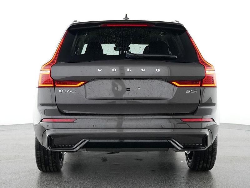 Gebraucht Volvo XC60 Plus 250 PS (183 kW) 2025 Platinum grey / metallic SUV
