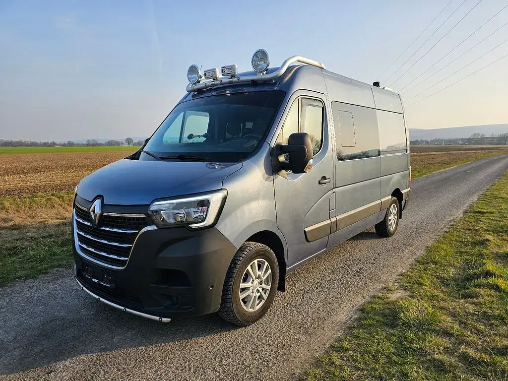 Brugt Renault Master 150 HK (110 kW) 2019 Grå Sedan