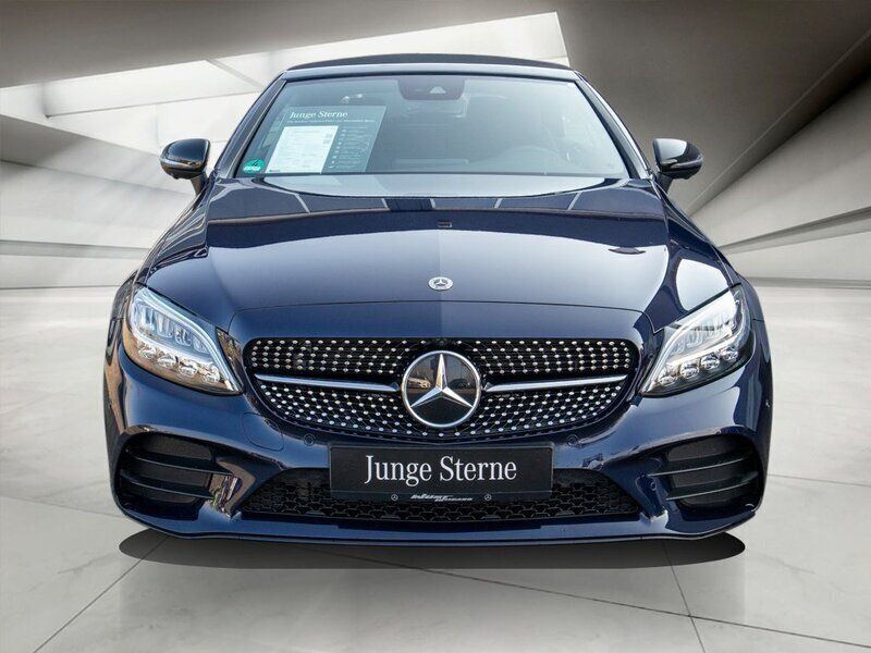 Gebraucht Mercedes C180 AMG line Plus 156 PS (114 kW) 2024 Blau Cabrio