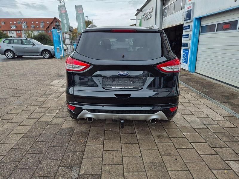Gebraucht Ford Kuga Individual 163 PS (119 kW) 2014 Schwarz SUV