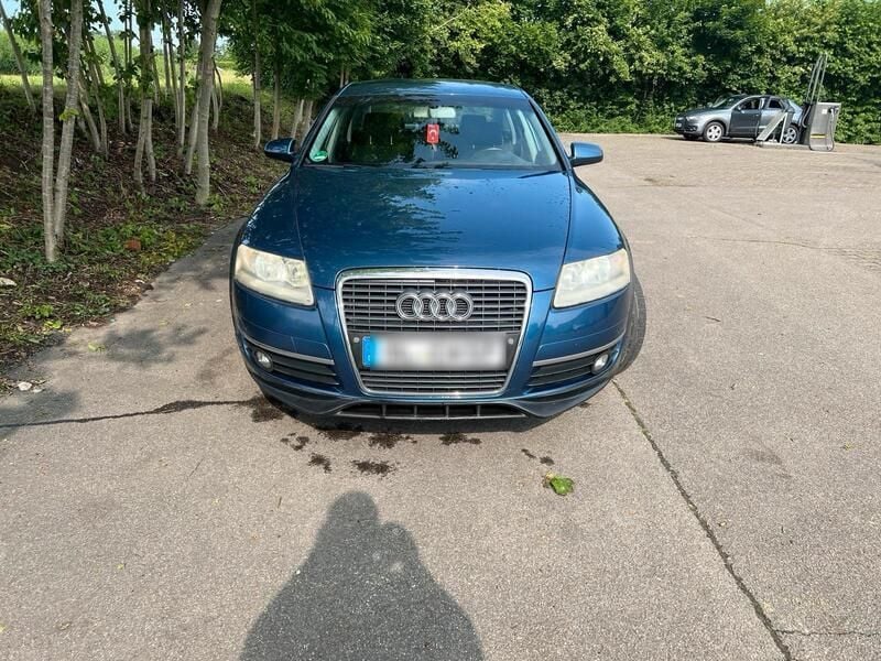 Blau Gebraucht 2004 Audi A6 Limousine | 2.257 € (Superpreis) - Bild 1/4