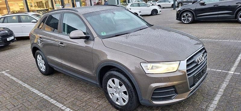 Gebraucht Audi Q3 Ambiente 150 PS (110 kW) 2015 Braun SUV