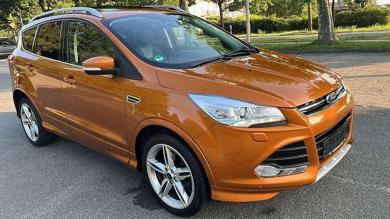 Gebraucht Ford Kuga Individual 179 PS (131 kW) 2016 Tiger eye SUV