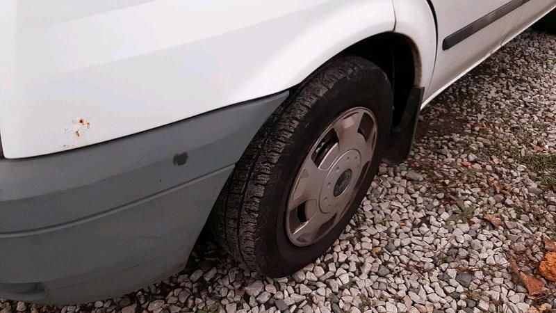 Gebraucht Ford Transit Tourneo 126 PS (92 kW) 2011 Weiß Van / Kleinbus