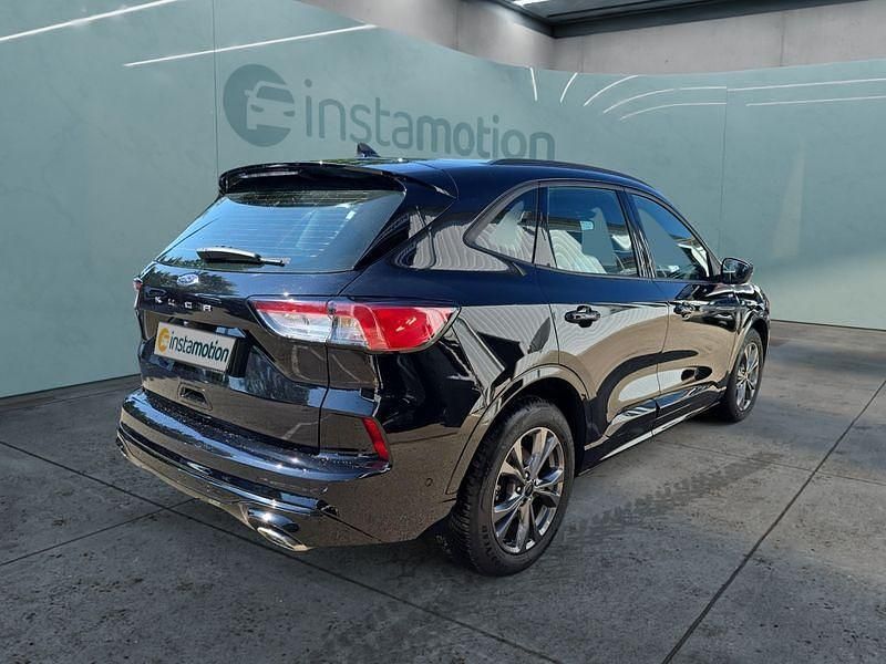 Gebraucht Ford Kuga ST-Line 120 PS (88 kW) 2023 Schwarz SUV
