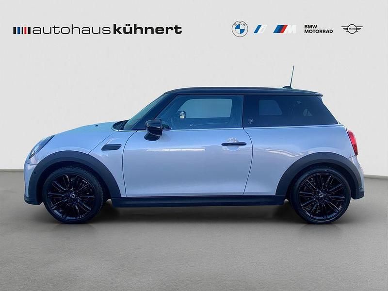 Gebraucht Mini Cooper 136 PS (100 kW) 2021 Weiß Kleinwagen