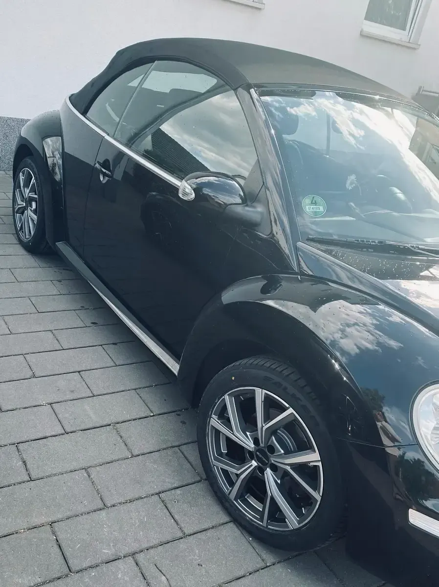 Gebraucht VW New Beetle 110 PS (80 kW) 2007 Schwarz Kleinwagen