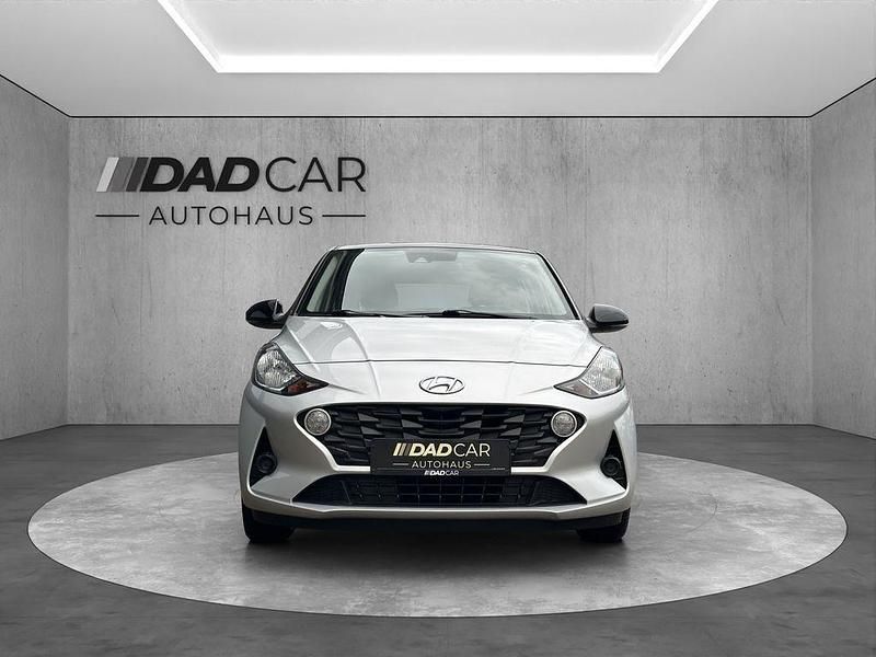 Gebraucht Hyundai i10 Prime 84 PS (61 kW) 2022 Silber Kleinwagen