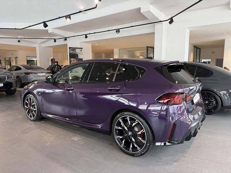 Gebraucht BMW 120 M Sport 170 PS (125 kW) 2024 Thundernight metallic Kleinwagen