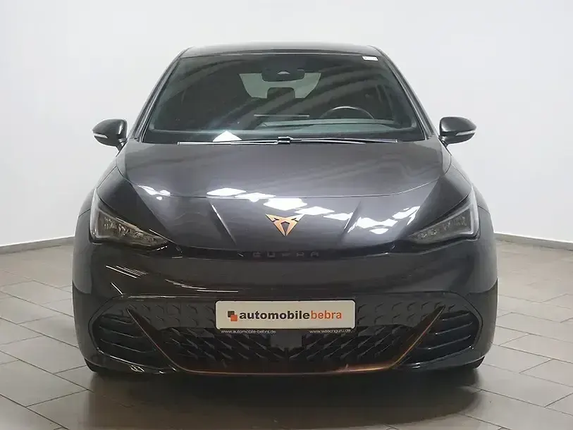 Usata Cupra Born e-Boost 169 kW (231 CV) 2023 Grigio Utilitaria