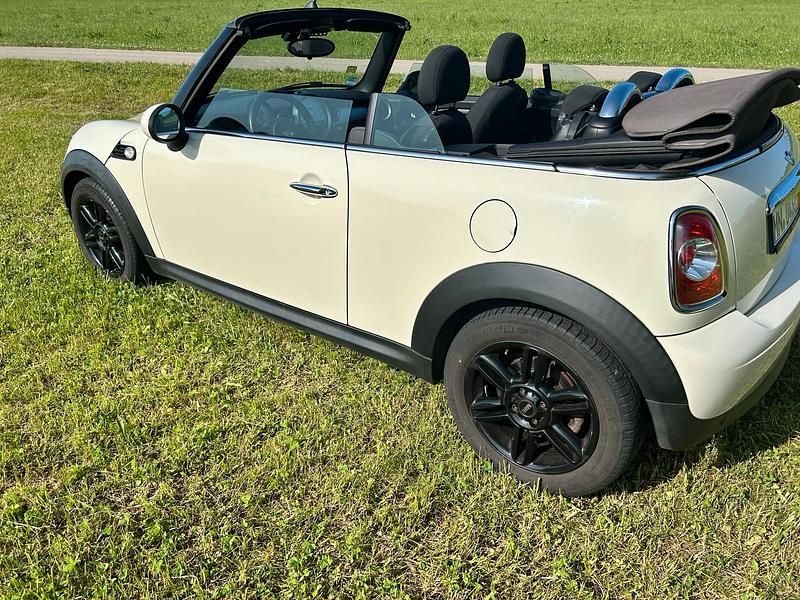 Beige Gebraucht 2014 Mini Cooper Cabriolet Cabrio | 6.400 € (Fairer Preis) - Bild 1/4