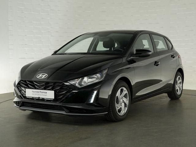 Gebraucht Hyundai i20 Select 101 PS (74 kW) 2025 Phantom black Kleinwagen