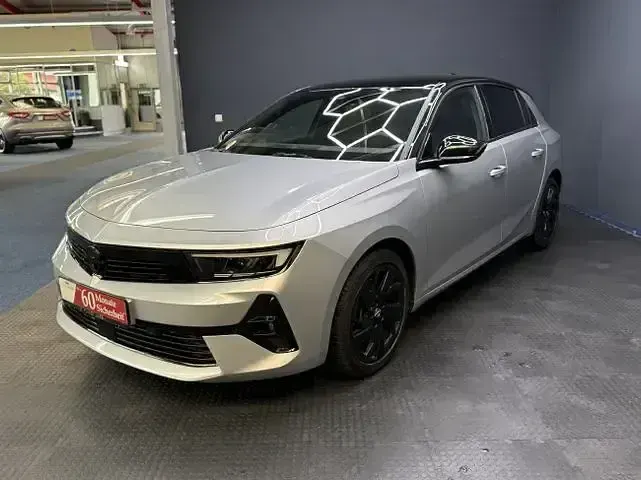 Gebraucht Opel Astra GS Line 131 PS (96 kW) 2023 Silber Kleinwagen