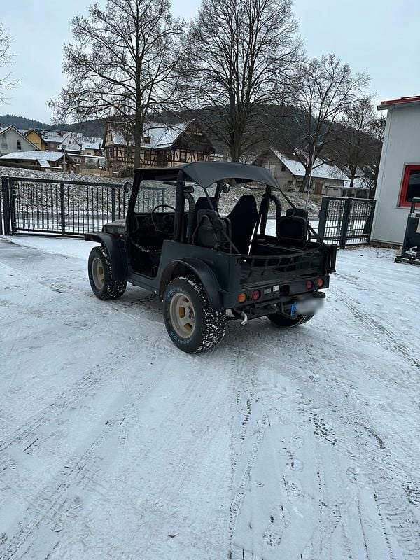 Gebraucht Suzuki LJ 39 PS (28 kW) 1980 Schwarz Kleinwagen