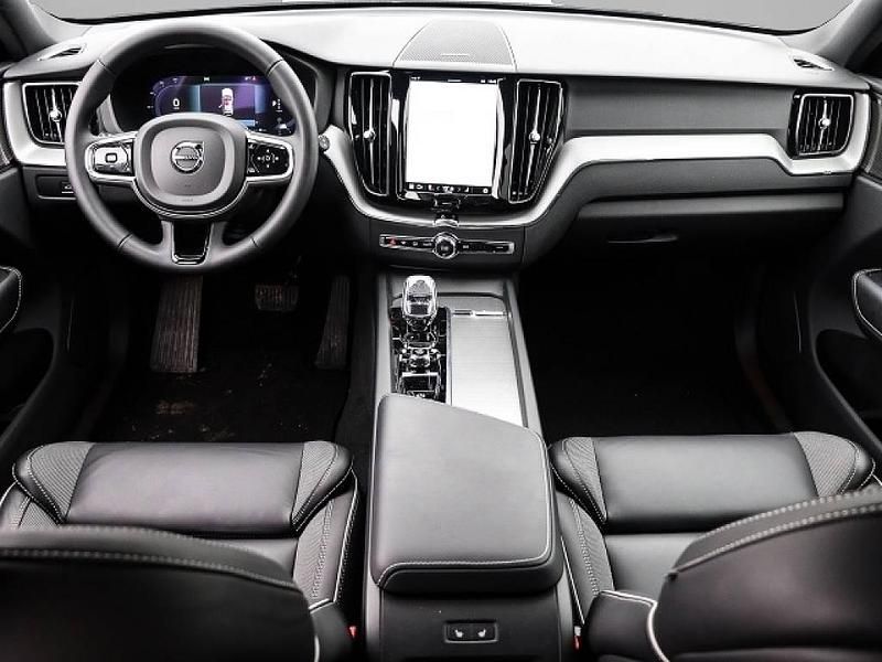 Gebraucht Volvo XC60 Plus 250 PS (183 kW) 2023 Grau SUV