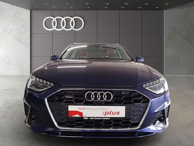 Gebraucht Audi A4 S-Line 204 PS (150 kW) 2023 Navarrablau metallic Kombi