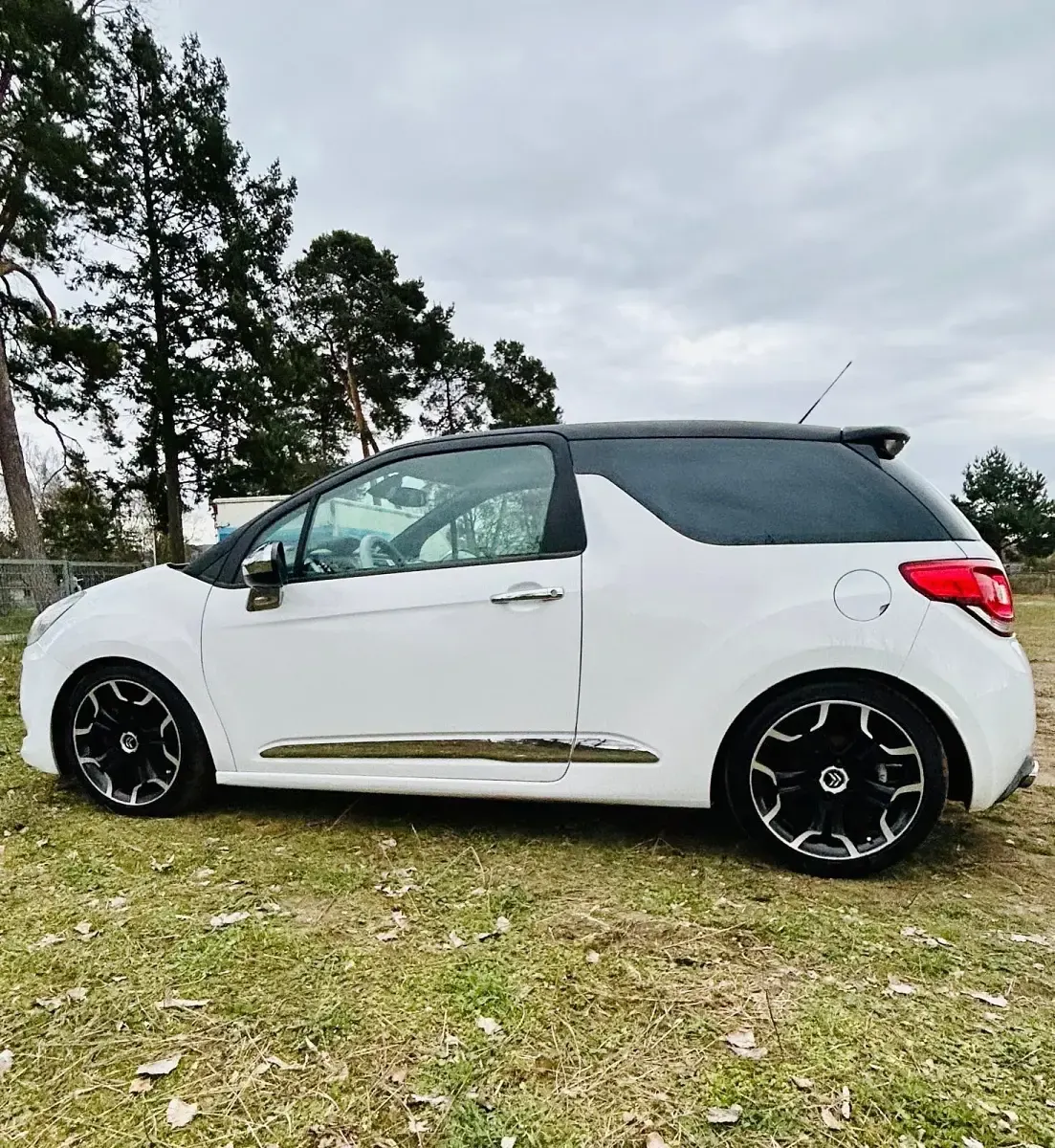 Gebraucht Citroën DS3 156 PS (114 kW) 2010 Weiß Kleinwagen