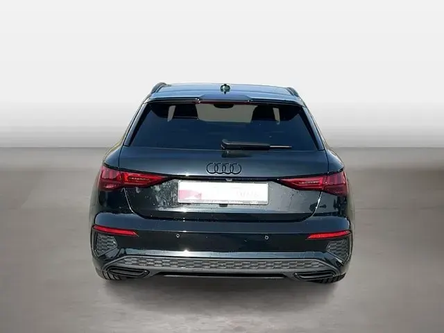 Gebraucht Audi A3 S-Line 150 PS (110 kW) 2022 Mythosschwarz metallic Limousine