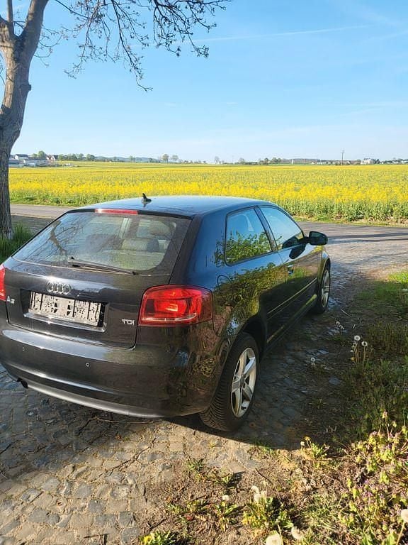 Gebraucht Audi A3 Ambition 140 PS (102 kW) 2012 Grau Kleinwagen