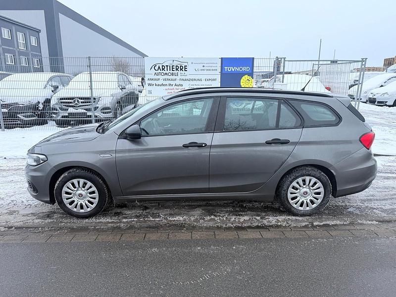 Gebraucht Fiat Tipo Pop 95 PS (69 kW) 2017 Grau Kombi