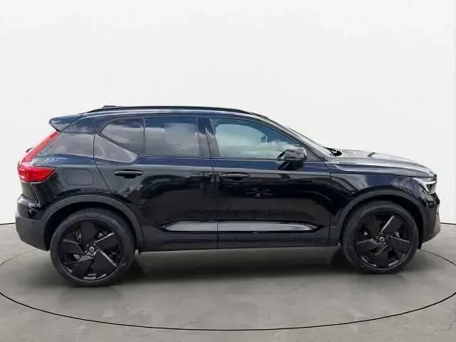 Gebraucht Volvo XC40 120 PS (88 kW) 2025 SUV