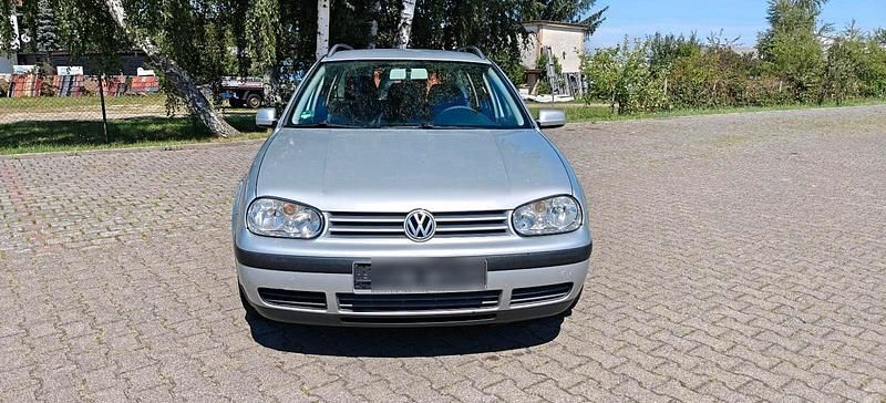 Silber Gebraucht 2005 VW Golf IV Kombi | 1.499 € (Superpreis) - Bild 1/4