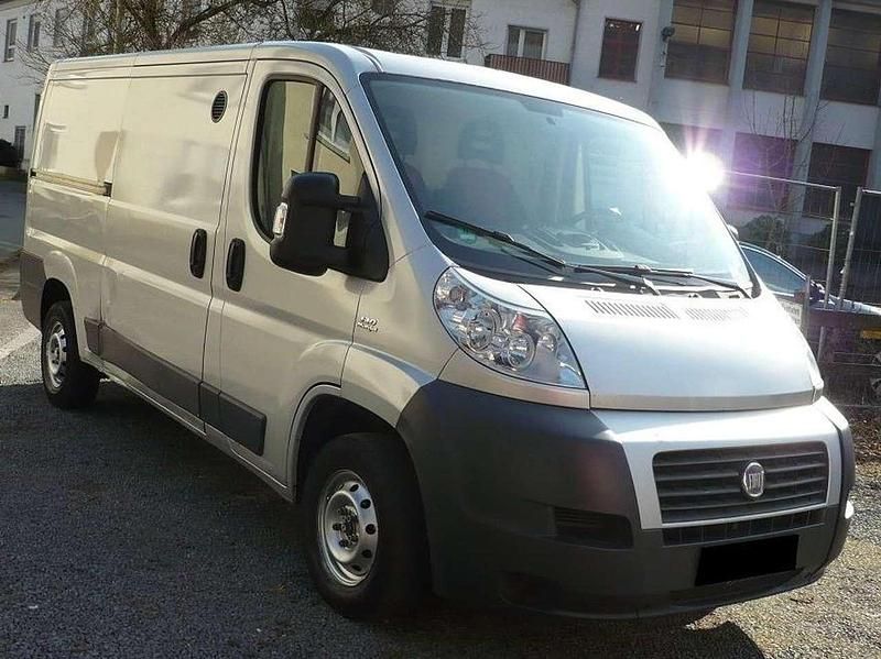 Gebraucht Fiat Ducato 131 PS (96 kW) 2014 Silber Van