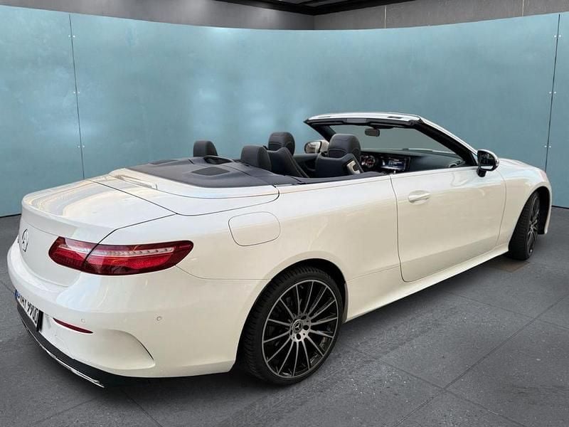 Gebraucht Mercedes E220 AMG line 194 PS (142 kW) 2019 Weiß Cabrio