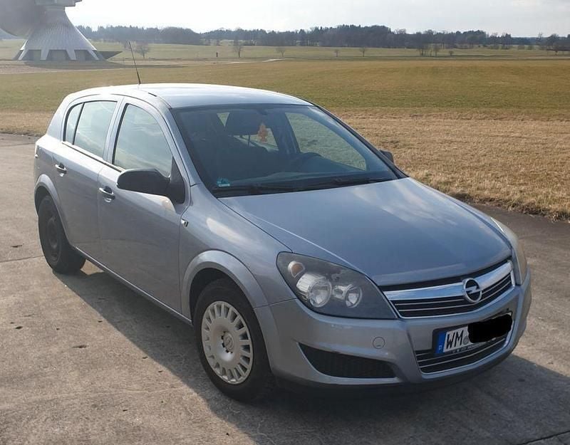 Gebraucht Opel Astra 90 PS (66 kW) 2009 Grau Limousine