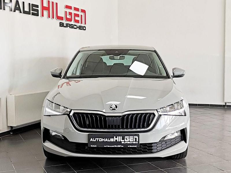 Gebraucht Skoda Scala Style 150 PS (110 kW) 2020 Grau Kleinwagen