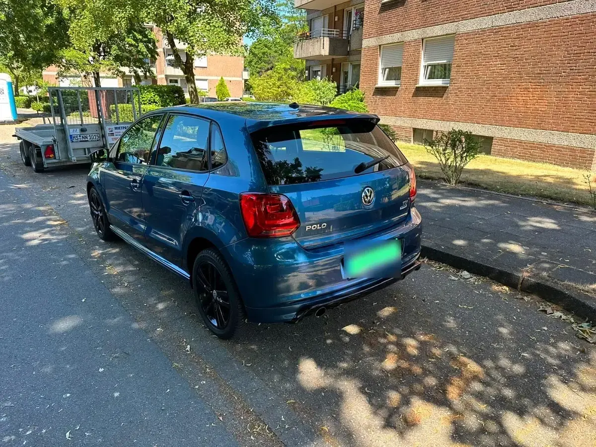 Gebraucht VW Polo R-line 90 PS (66 kW) 2015 Blau Limousine