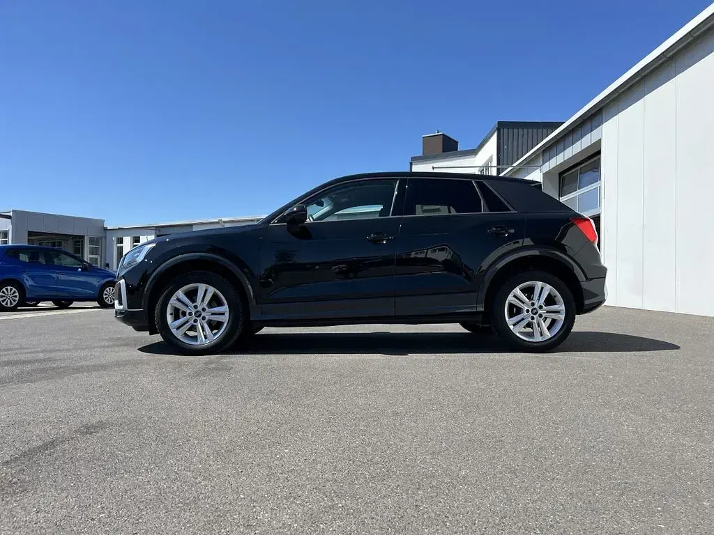 Gebraucht Audi Q2 Advanced Plus 150 PS (110 kW) 2024 Schwarz SUV