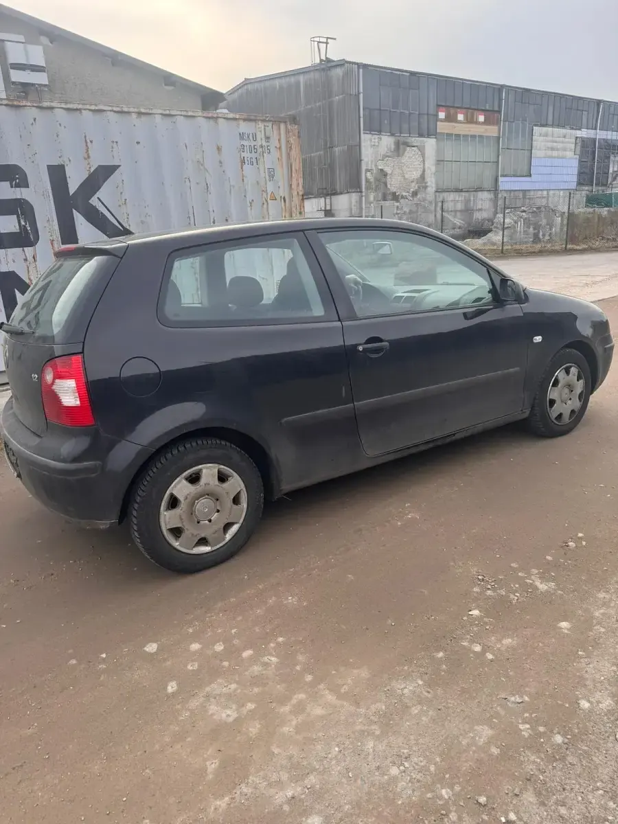 Gebraucht VW Polo 63 PS (46 kW) 2003 Schwarz Kleinwagen