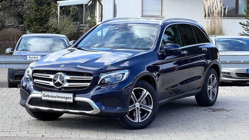 Gebraucht Mercedes GLC350 Exclusive 258 PS (189 kW) 2017 Blau SUV