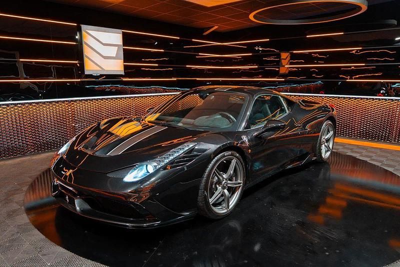 Schwarz Gebraucht 2014 Ferrari 458 | 449.990 € - Bild 1/4